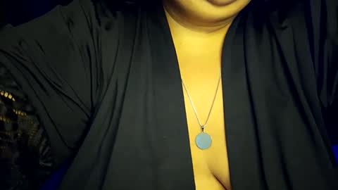 Snapshot of bbwroyalttty chatting on 05/25/26, 04:57 The girl next door online show from 05/25/26, 04:57