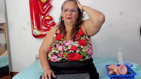 Snapshot of bbwsalome chatting on 07/02/26, 07:31 Salome online show from 07/02/26, 07:31