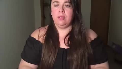 Snapshot of bbwsophiecooks chatting on 01/03/25, 11:12 Sophie BBW online show from 01/03/25, 11:12