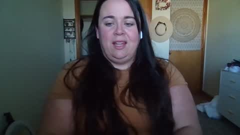 Snapshot of bbwsophiecooks chatting on 01/09/25, 08:22 Sophie BBW online show from 01/09/25, 08:22