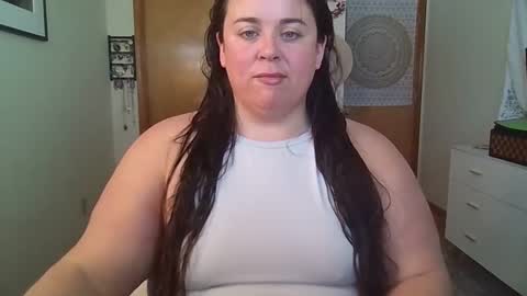 Snapshot of bbwsophiecooks chatting on 01/17/25, 03:11 Sophie BBW online show from 01/17/25, 03:11