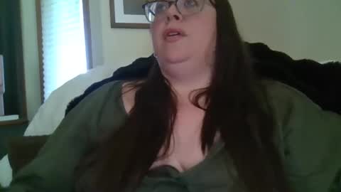 Snapshot of bbwsophiecooks chatting on 05/30/26, 02:58 Sophie BBW online show from 05/30/26, 02:58