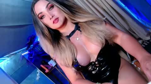 bby_lexielore69 online show from 10/08/25, 10:35
