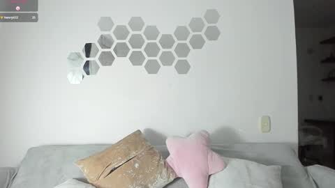 salom online show from 09/24/25, 04:49