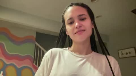 Snapshot of bbyangelyoga chatting on 12/11/24, 12:23 bbyangelyoga online show from 12/11/24, 12:23