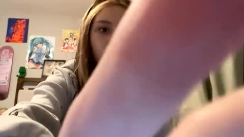 Snapshot of bbycris03 chatting on 10/20/25, 02:34 bbychrisdaboss online show from 10/20/25, 02:34