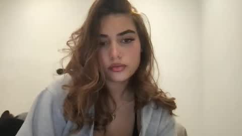 bbypiamia online show from 11/30/25, 10:30