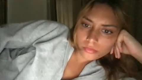 Snapshot of bbypiamia chatting on 04/15/26, 01:34 bbypiamia online show from 04/15/26, 01:34