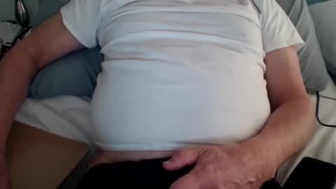 Snapshot of bcdmay chatting on 04/21/26, 01:17 silverbullet online show from 04/21/26, 01:17