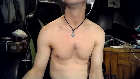 bchillin28 online show from 01/13/26, 03:28