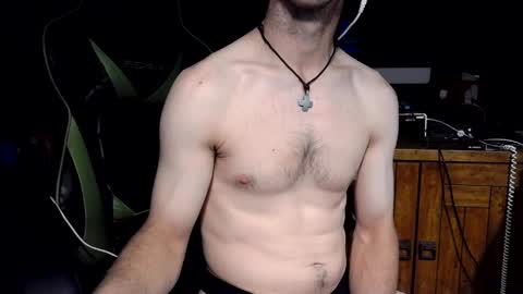 Snapshot of bchillin28 chatting on 04/21/26, 04:08 bchillin28 online show from 04/21/26, 04:08