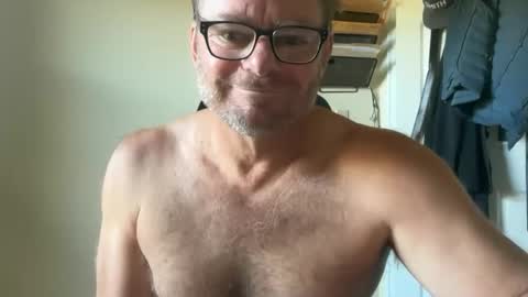 Snapshot of bcjonny chatting on 10/17/25, 07:49 BCJonny online show from 10/17/25, 07:49