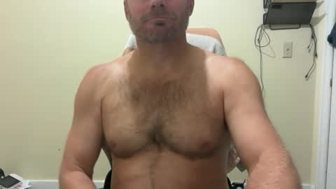 Snapshot of bcjonny chatting on 12/02/25, 04:29 BCJonny online show from 12/02/25, 04:29