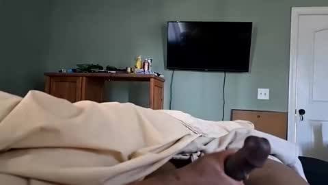 Snapshot of bdawg188 chatting on 12/15/25, 02:43 bdawg188 online show from 12/15/25, 02:43