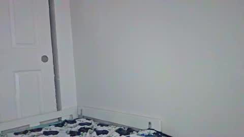 Snapshot of bdemi chatting on 02/28/25, 09:01 Bdemi online show from 02/28/25, 09:01