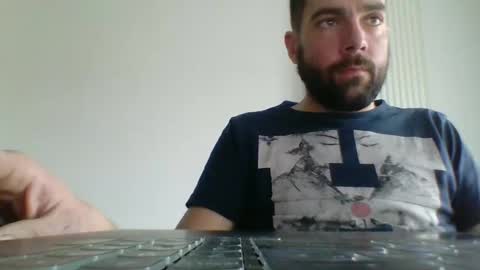 Snapshot of bdemwi2588 chatting on 02/16/25, 02:54 bdemwi2588 online show from 02/16/25, 02:54