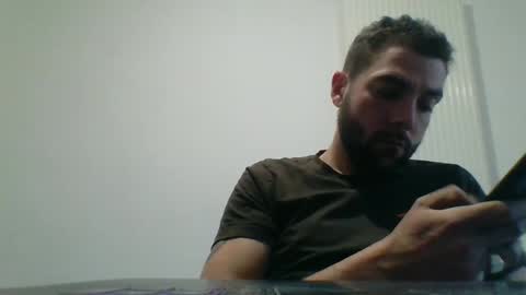 Snapshot of bdemwi2588 chatting on 02/24/25, 04:47 bdemwi2588 online show from 02/24/25, 04:47