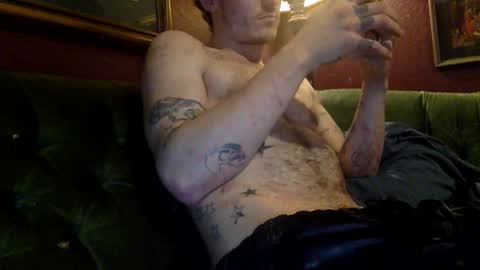 Snapshot of bdnwest417 chatting on 02/28/25, 05:26 BESTDICK417 online show from 02/28/25, 05:26
