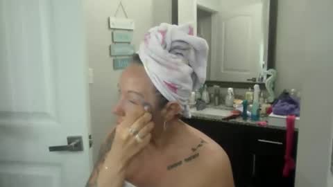 bdon1977 online show from 04/14/26, 10:32