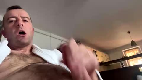 Snapshot of bdrvmark21 chatting on 10/23/25, 01:54 bdrvmark21 online show from 10/23/25, 01:54