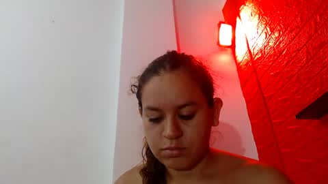 Snapshot of bdsmforever18 chatting on 06/02/26, 02:35 rever online show from 06/02/26, 02:35