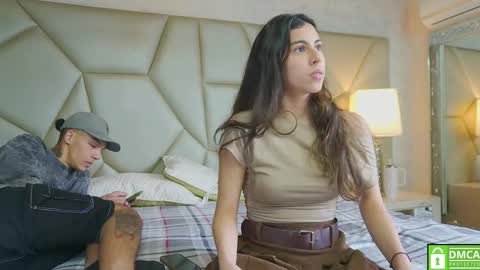 Snapshot of be_curiouss_ chatting on 03/15/26, 03:07 Helena Evan online show from 03/15/26, 03:07