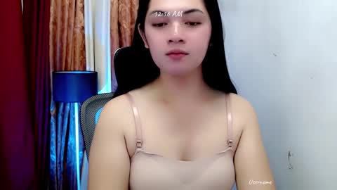 Snapshot of be_my_king88 chatting on 10/06/25, 04:15 tinaj online show from 10/06/25, 04:15