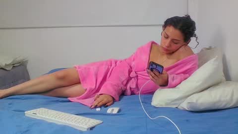 Sara  Juan online show from 12/28/24, 01:18