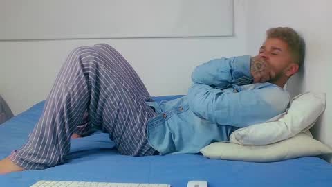 Sara  Juan online show from 12/29/24, 01:56