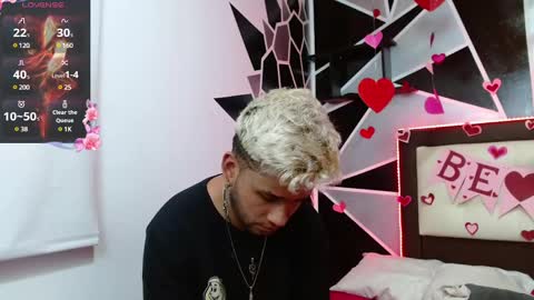 Sara  Juan online show from 02/18/25, 04:58