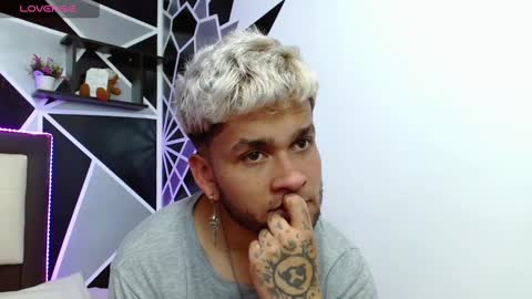 Sara  Juan online show from 03/11/25, 02:32