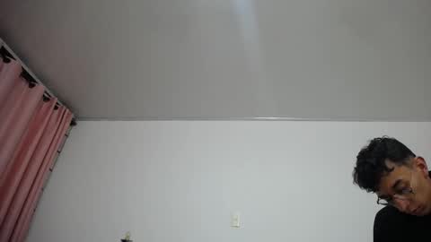 Sara  Juan online show from 10/15/25, 02:55