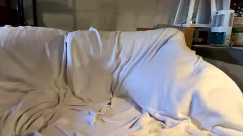 BeachyMILF online show from 03/01/25, 04:00