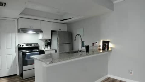 Snapshot of beaniebaby2 chatting on 04/20/26, 06:49 beaniebaby2 online show from 04/20/26, 06:49