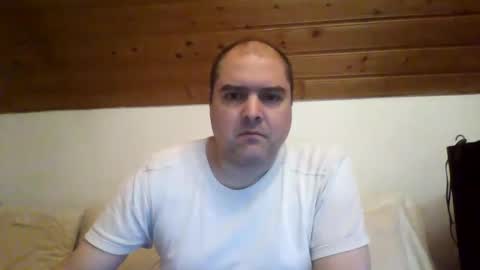 Snapshot of bear037 chatting on 01/02/25, 01:49 bear037 online show from 01/02/25, 01:49