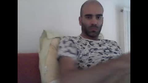 Snapshot of bear14250949 chatting on 10/22/25, 10:59 bear14250949 online show from 10/22/25, 10:59