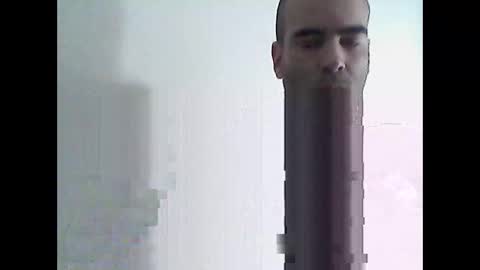 Snapshot of bear14250949 chatting on 12/19/25, 12:23 bear14250949 online show from 12/19/25, 12:23