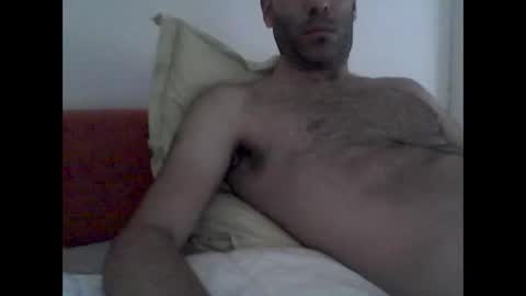 Snapshot of bear14250949 chatting on 12/20/25, 12:45 bear14250949 online show from 12/20/25, 12:45