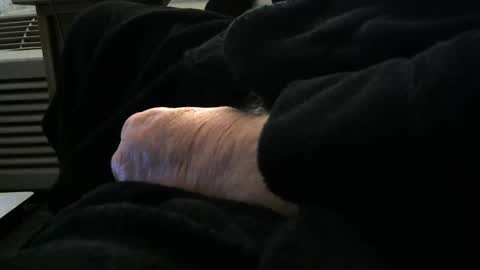 bear4146 online show from 03/01/26, 11:34