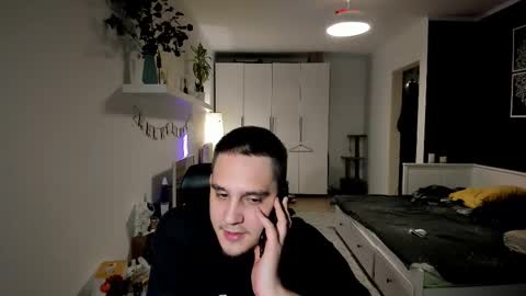 bear_beer130 online show from 11/14/25, 01:26