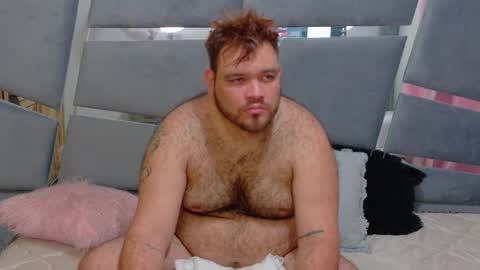 Snapshot of bear_big_ chatting on 11/24/25, 07:13 bigbearr online show from 11/24/25, 07:13