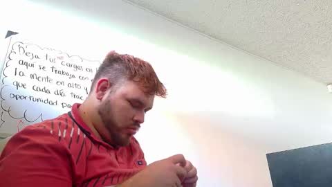 Snapshot of bear_big_ chatting on 11/26/25, 01:56 bigbearr online show from 11/26/25, 01:56