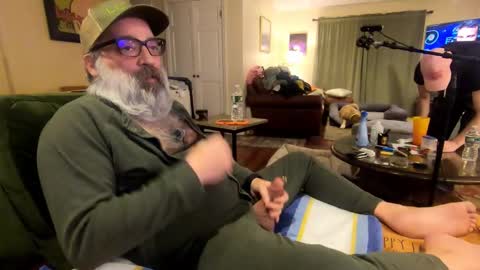 Snapshot of bear_in_mind chatting on 03/19/26, 02:59 BareBear online show from 03/19/26, 02:59