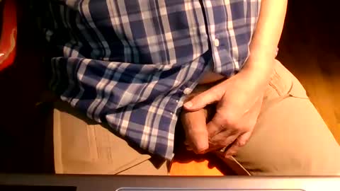 Snapshot of bearacuda555 chatting on 12/01/24, 08:42 Bruno online show from 12/01/24, 08:42