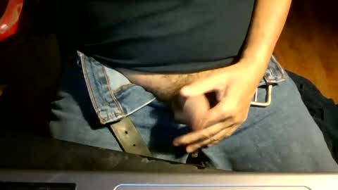 Snapshot of bearacuda555 chatting on 10/01/25, 10:05 Bruno online show from 10/01/25, 10:05