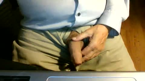 Snapshot of bearacuda555 chatting on 10/08/25, 09:34 Bruno online show from 10/08/25, 09:34