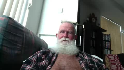 beardbushy online show from 07/05/26, 06:26