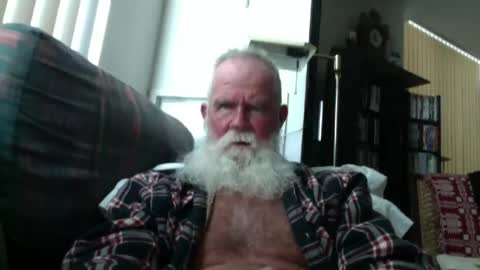 beardbushy online show from 07/12/26, 04:20