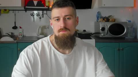 Zeus online show from 12/08/24, 07:32