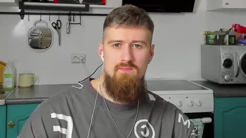 Zeus online show from 03/08/25, 10:24